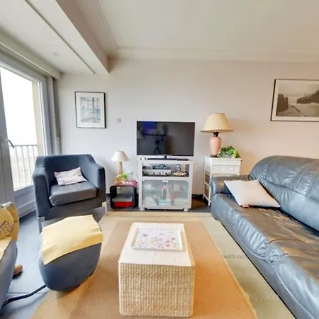 Appartement Near Westgolf In